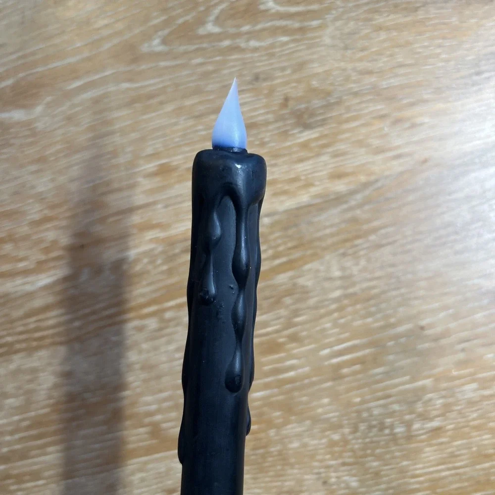 Pier 1 Flameless Flickering LED Taper 10-3/4 In‎ Candles Black Halloween